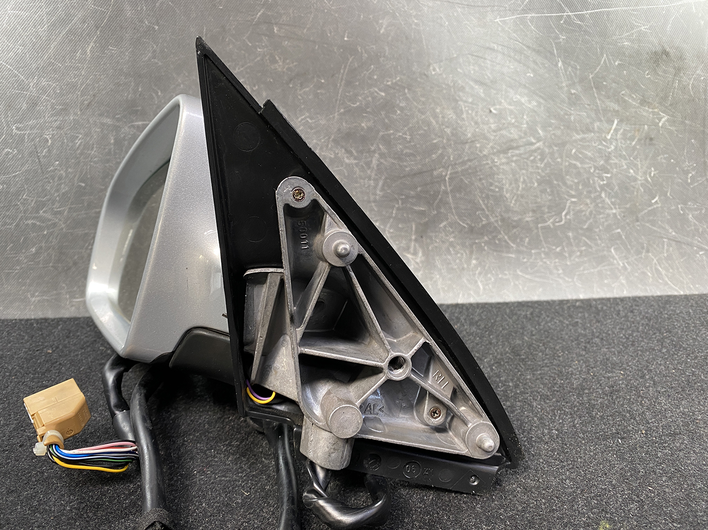 AUDI A4 B6 Genuine Door Mirror 010681 / 50011 Left Side x1 - Image 4