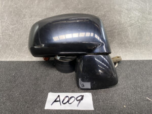 NISSAN TIIDA C11 NC11 SC11 SNC11 Door Mirror C01 Right Side x1
