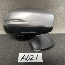 HONDA FIT JAZZ SHUTTLE GK GP Door Mirror 037576 / T5A Right Side x1