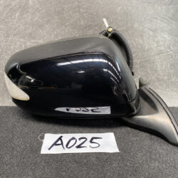 HONDA FIT JAZZ GE FIT HYBRID SHUTTLE GP Door Mirror / Indicator 021453 TF0 Right Side x1