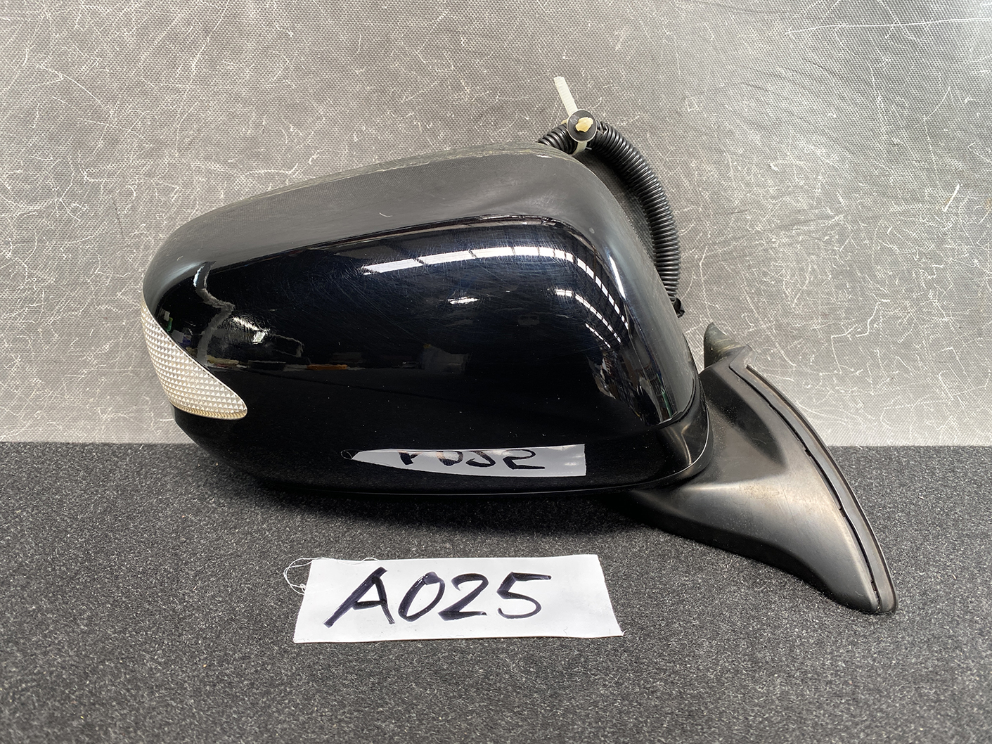 HONDA FIT JAZZ GE FIT HYBRID SHUTTLE GP Door Mirror / Indicator 021453 TF0 Right Side x1