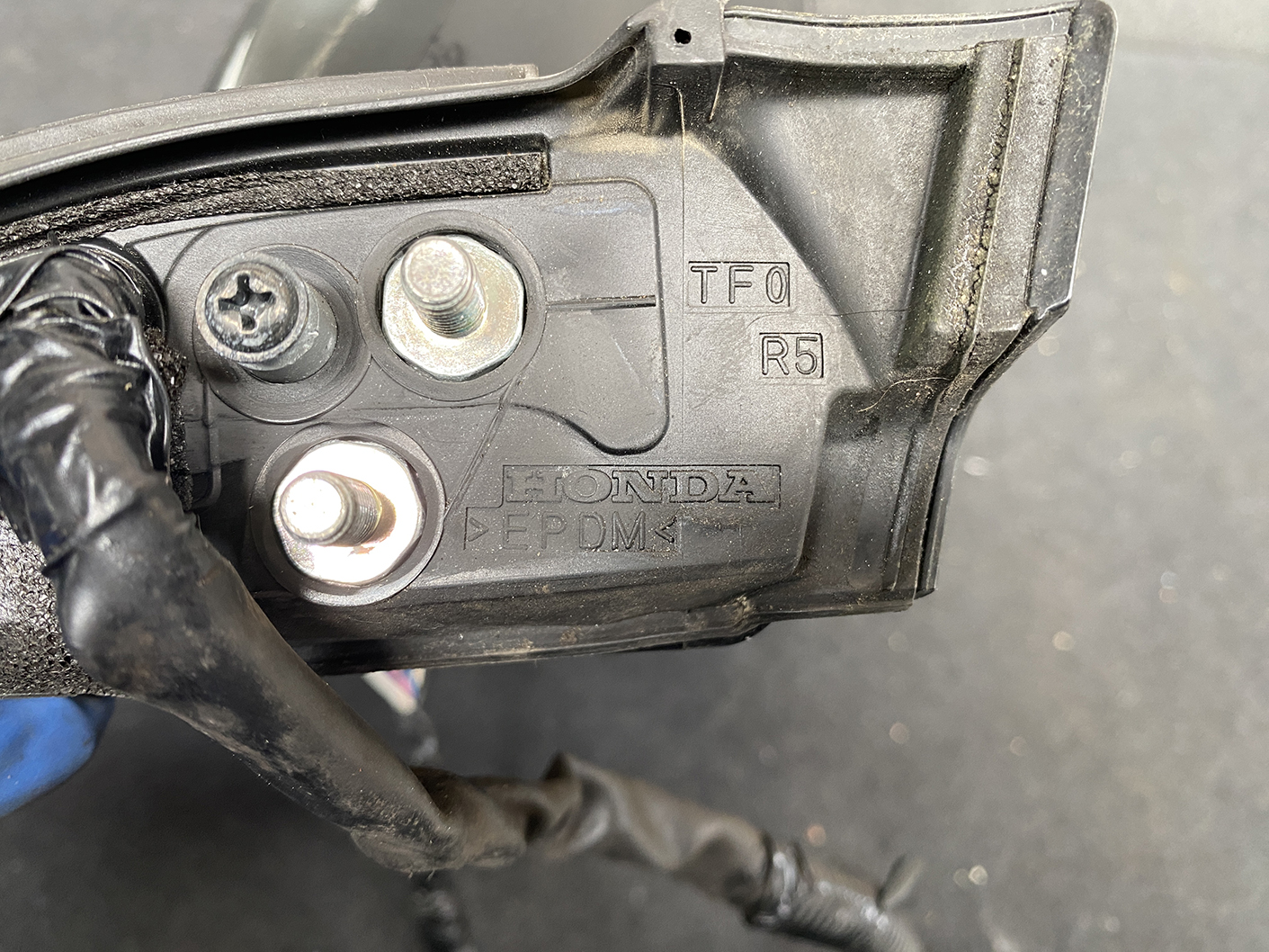 HONDA FIT JAZZ GE FIT HYBRID SHUTTLE GP Door Mirror / Indicator 021453 TF0 Right Side x1 - Image 9