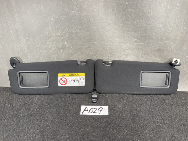 TOYOTA HARRIER ZSU60 ZSU6 ASU65 ASU60 Genuine Sun Visor LEFT