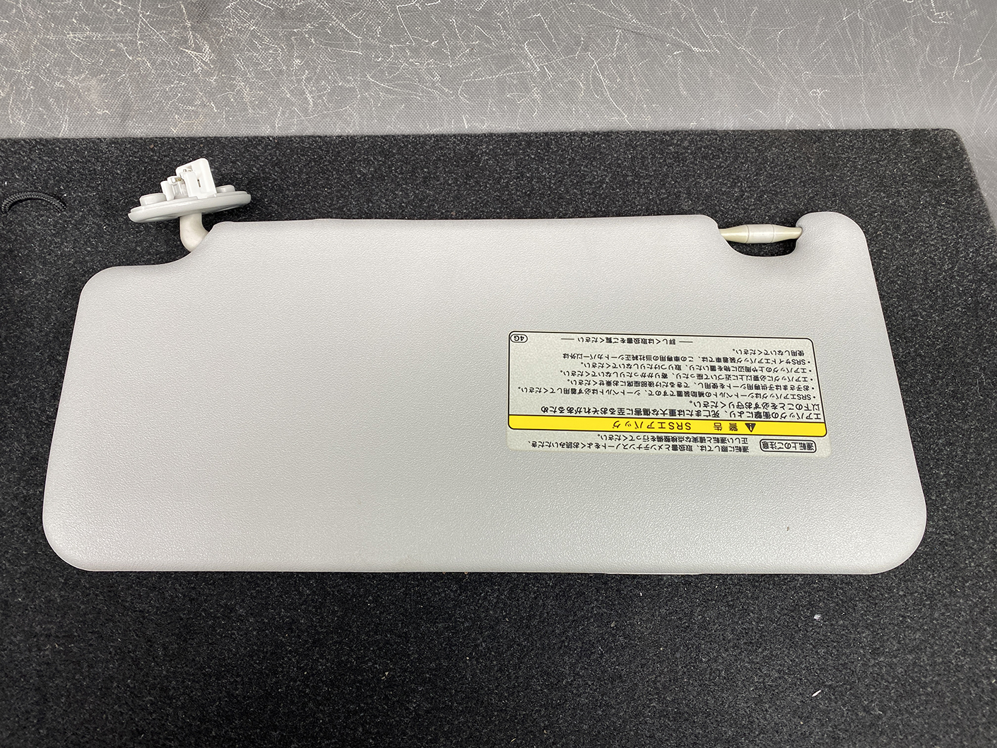 TOYOTA VOXY NOAH ESQUIRE ZRR80 Sun Visor LEFT - Image 5