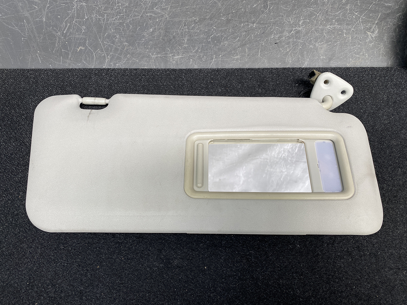 MAZDA VERISA DC5W DC5R Genuine Sun Visor Driver side Right - Image 2