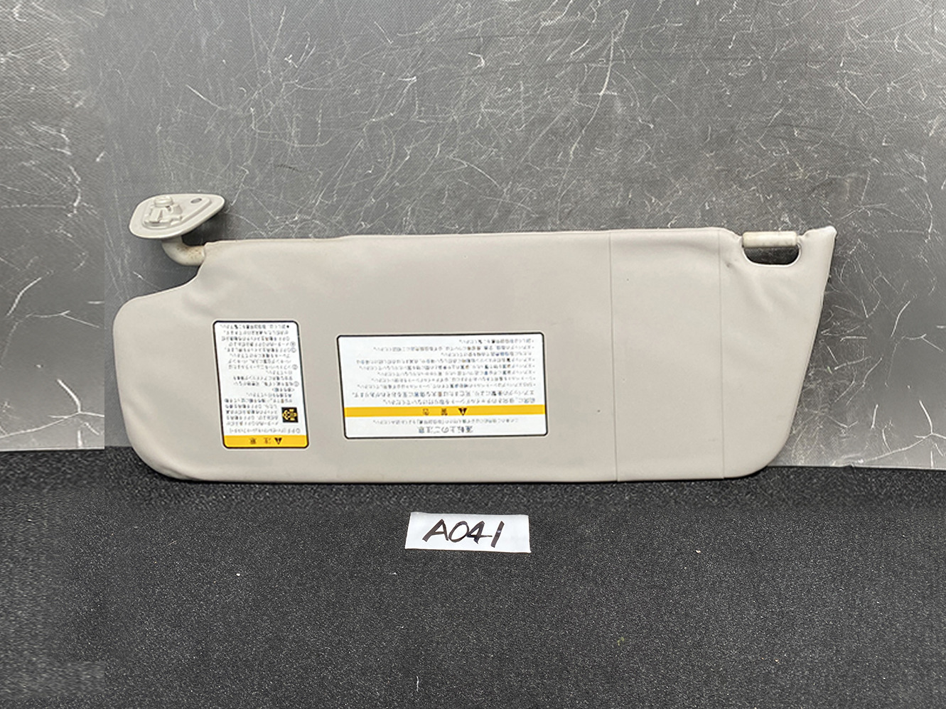 NISSAN NV350 ISUZU COMO MITSUBISHI CANTER E26 Genuine Sun Visor Left side