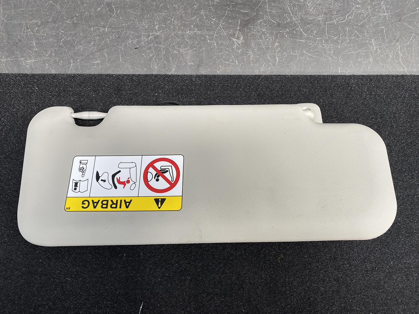 MAZDA ATENZA WAGON GJ Genuine Sun Visor Left side - Image 5