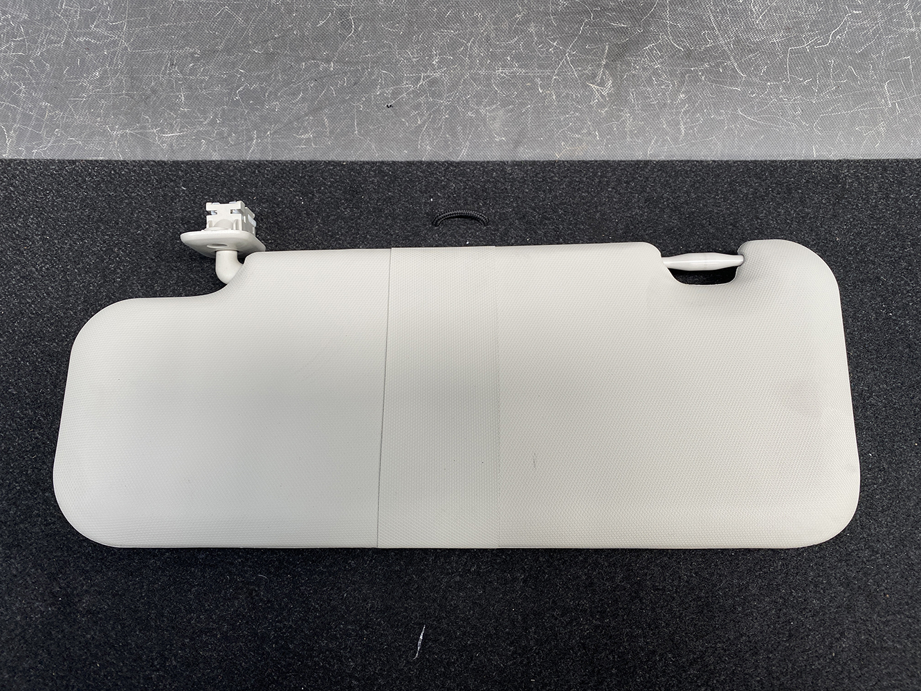 MAZDA ATENZA WAGON GJ Genuine Sun Visor Left side - Image 3