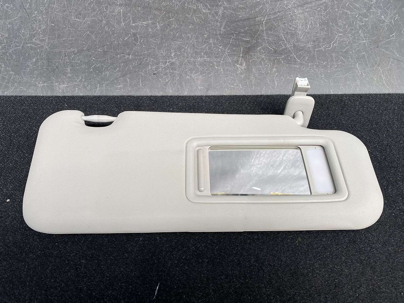 MAZDA ATENZA WAGON GJ Genuine Sun Visor Left side - Image 2