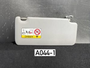 TOYOTA VOXY NOAH ESQUIRE ZRR80 Sun Visor Left side