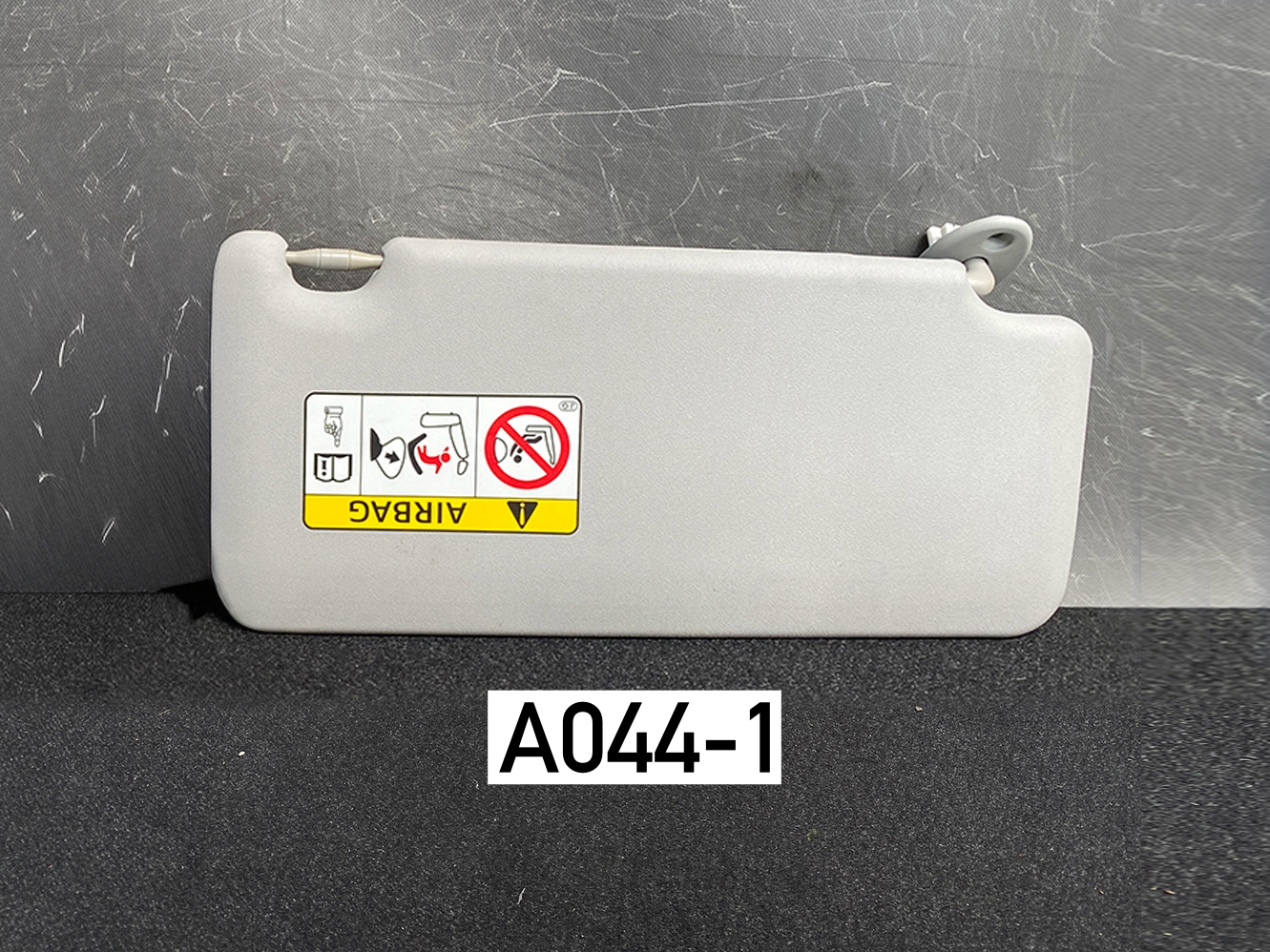 TOYOTA VOXY NOAH ESQUIRE ZRR80 Sun Visor Driver's side