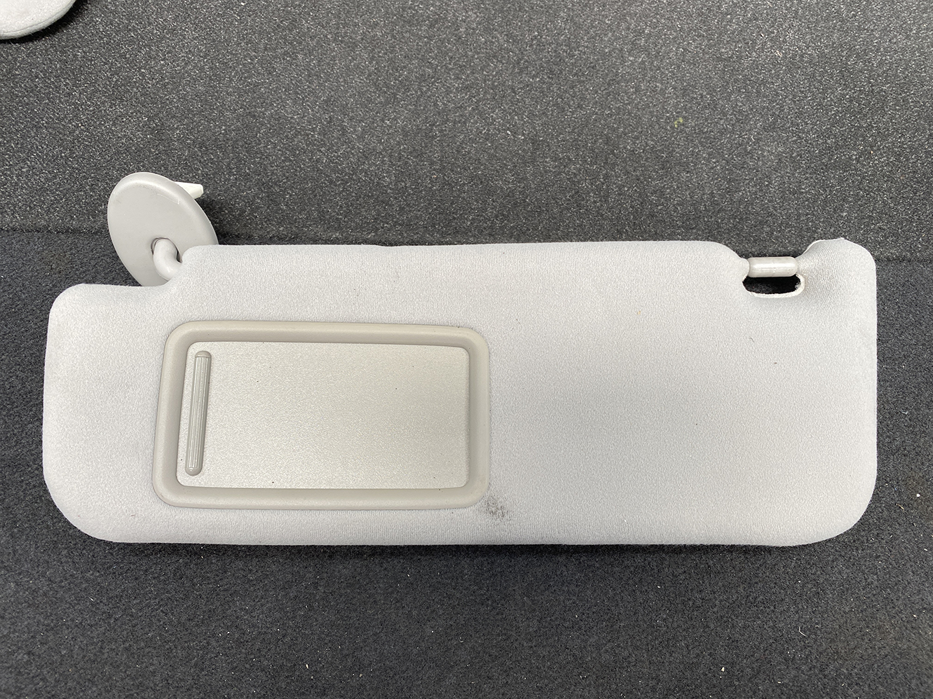 TOYOTA CROWN GRS180 Genuine Sun Visor Left - Image 2