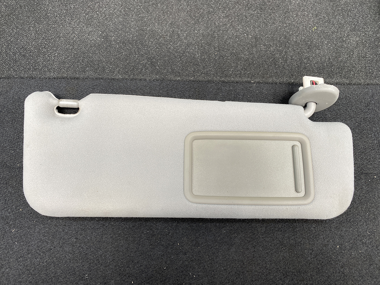 TOYOTA CROWN GRS180 Genuine Sun Visor Driver's side - Image 2