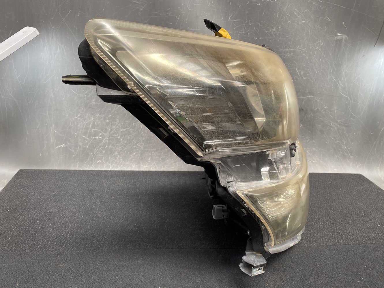 TOYOTA ALPHARD VELLFIRE ANH20 Headlight 58-23 Right Side x1*REPAIED* - Image 3