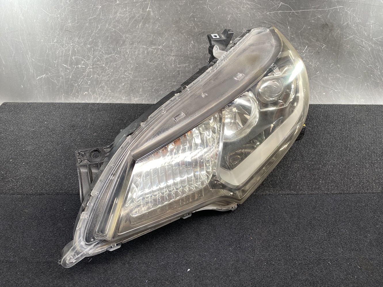 xxxx HONDA FIT JAZZ HYBRID GP GK LED Headlight W1948 Left Side x1 *REPAIRED* - Image 2