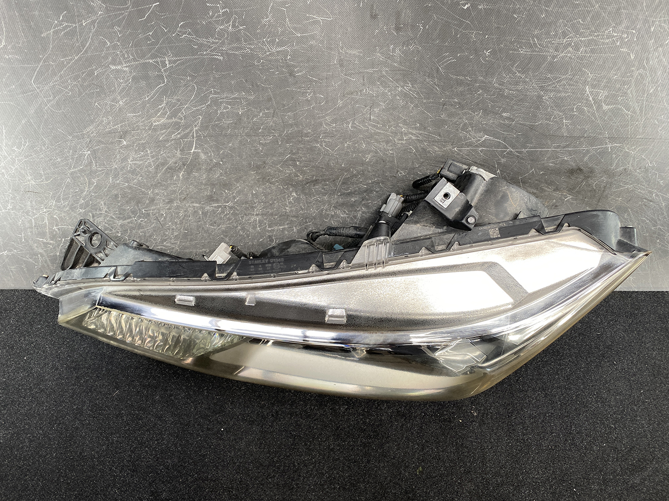 xxxx HONDA FIT JAZZ HYBRID GP GK LED Headlight W1948 Left Side x1 *REPAIRED* - Image 4