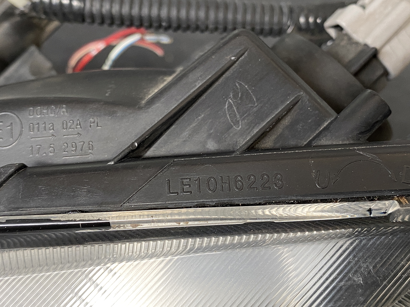 SUZUKI SOLIO MITSUBISHI DELICA MA15 MB15 Headlight LE10H6223  Left Side x1 *REPAIRED* - Image 9