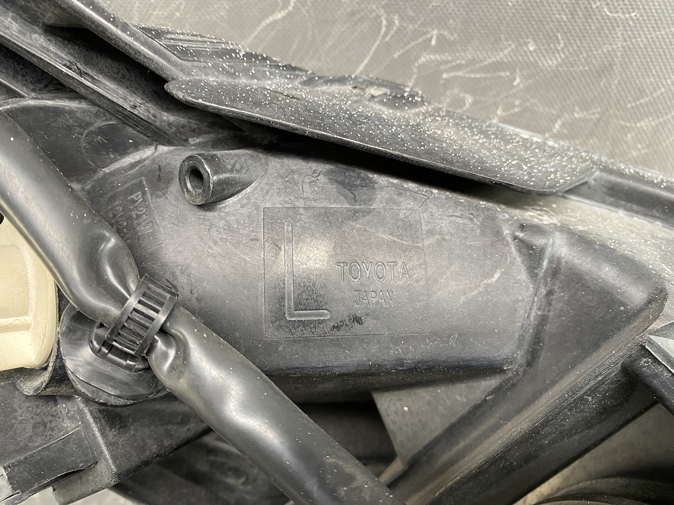 TOYOTA RACTIS NCP100 NCP105 SCP100 Headlight ICHIKOH 52-156 Left Side x1 - Image 7