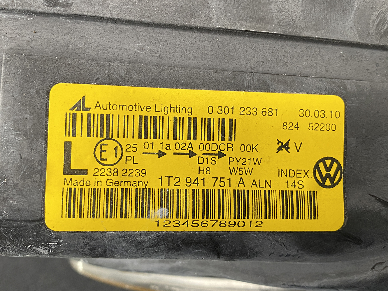 VOLKSWAGEN TOURAN 1T Headlight 1T2941751A Left Side x1 - Image 7