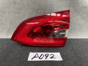 PEUGEOT 308 T92 Genuine Taillight Inner 9678094880 Right Side x1