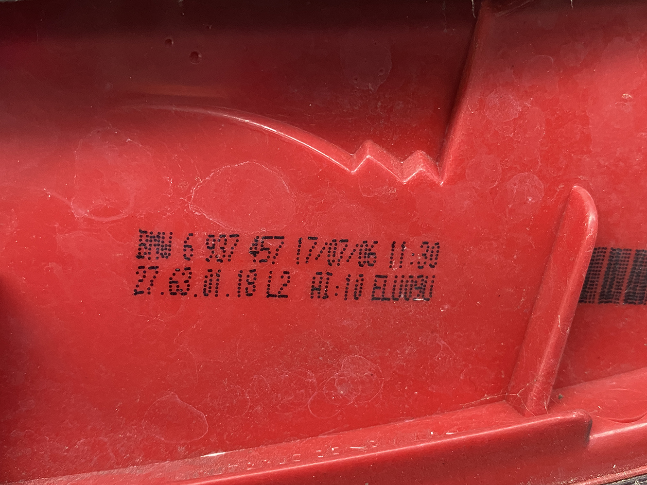 BMW 3 Series E90 E91 E92 E93 Genuine Taillight 6937457 Left Side x1 - Image 7