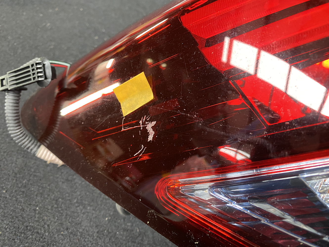 HONDA VEZEL RU Genuine Taillight KOITO 220-62164 Left Side - Image 6