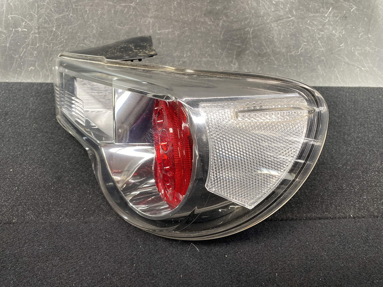 TOYOTA 86 GT86 SUBARU BRZ Taillight 220-60082 220-60084 RIGHT Side x1 - Image 3