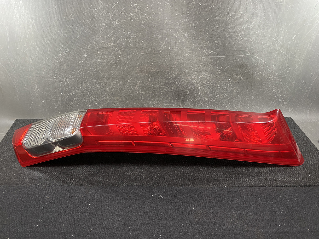 HONDA STREAM RN6 RN7 RN8 RN9 TAILLIGHT D038 RIGHT x1 - Image 2