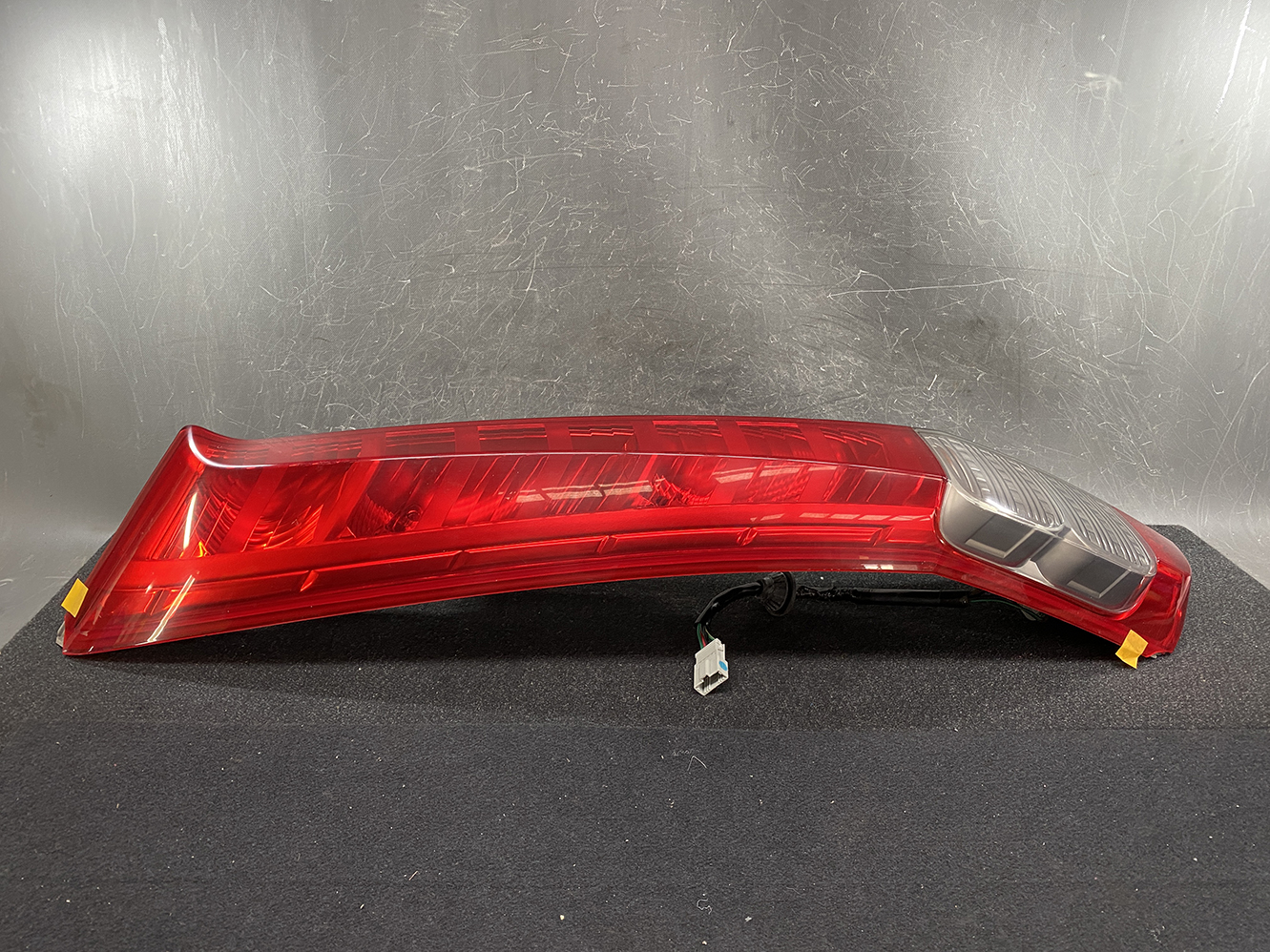 HONDA STREAM RN6 RN7 TAILLIGHT D038 LEFT x1 - Image 2