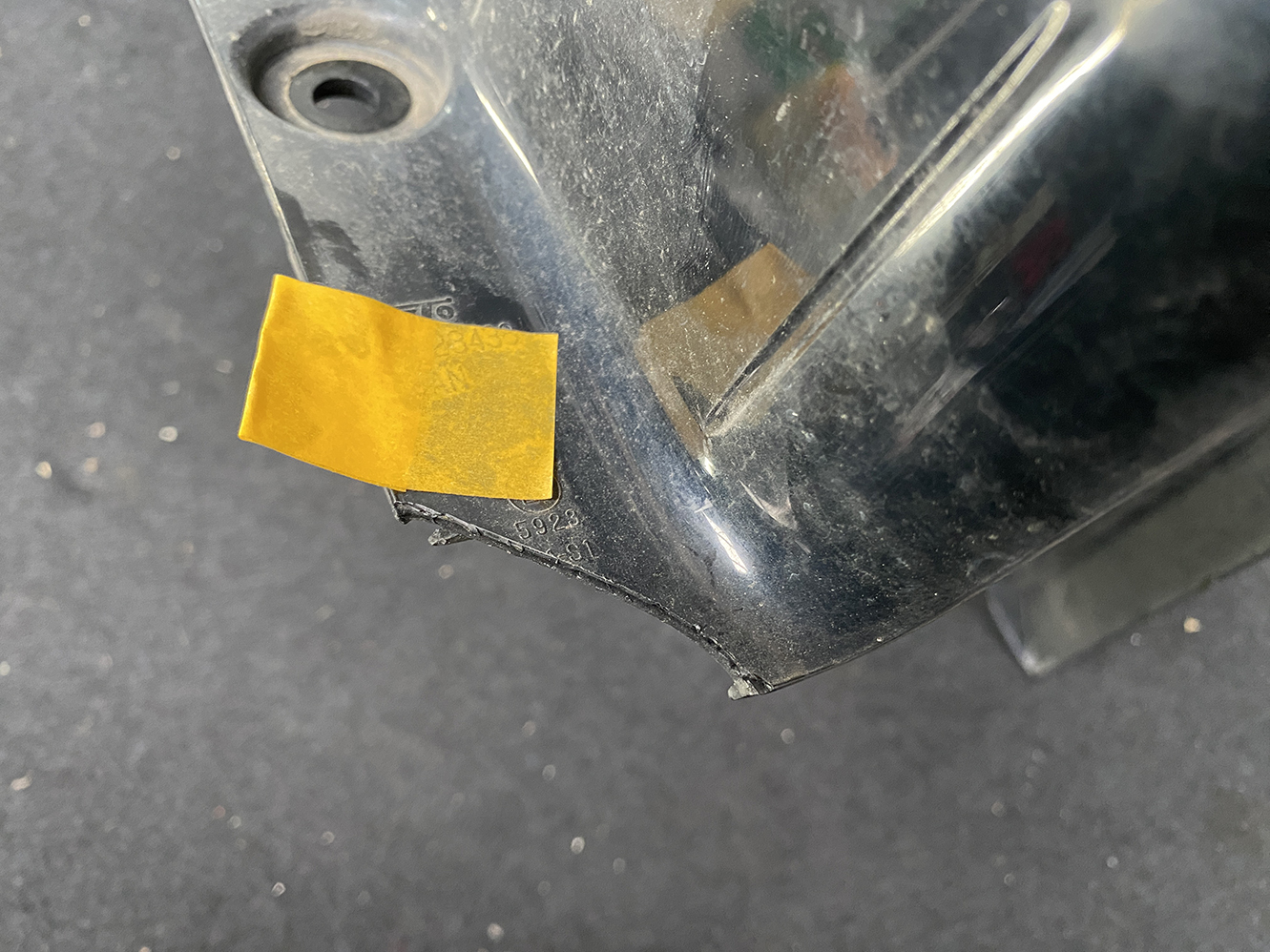 NISSAN SERENA SUZUKI LANDY C26 Taillight KOITO 220-23438 Right Side x1 *DAMAGED* - Image 6