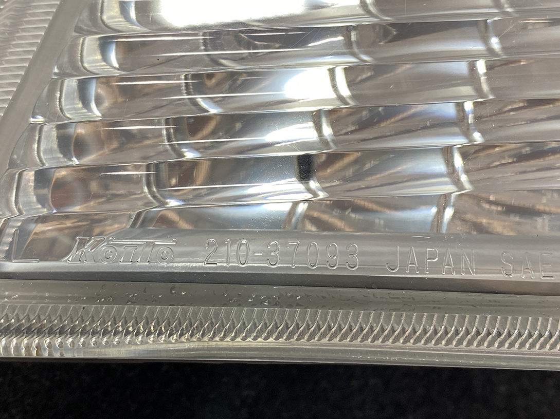 MITSUBISHI CANTER FBA20 Headlight Indicator KOITO 210-37093 Left Side x1 - Image 4