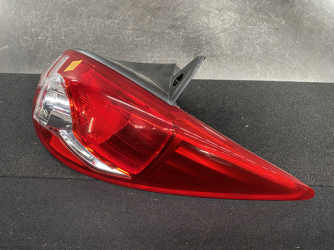 A130_5 NISSAN TIIDA LATIO C11 Taillight P7511 R Right Side x1 » NZ.95 » JDM-PARTS NZ » JDM-PARTS NZ NISSAN TIIDA LATIO C11 Taillight P7511 R Right Side x1 » JDM-PARTS NZ