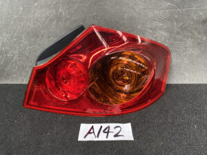 NISSAN SKYLINE V36 Taillight ICHIKOH D040 Right Side x1