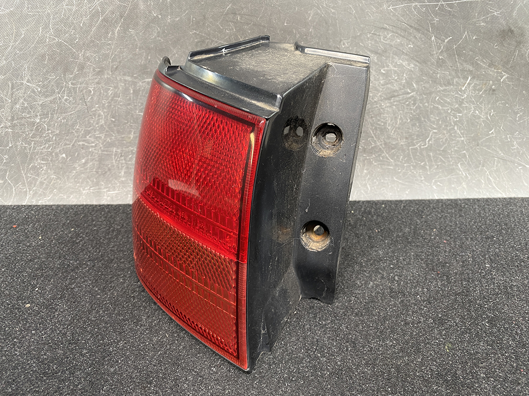 NISSAN LIBERTY M12 Genuine Taillight ICHIKOH 4853A Left Side x1 - Image 3