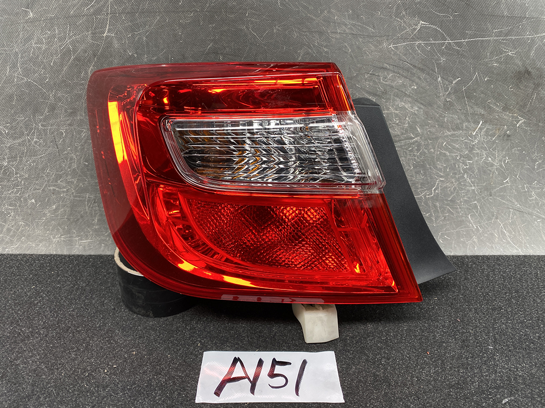 TOYOTA CAMRY AVV50 Taillight KOITO 33-143 Left Side x1