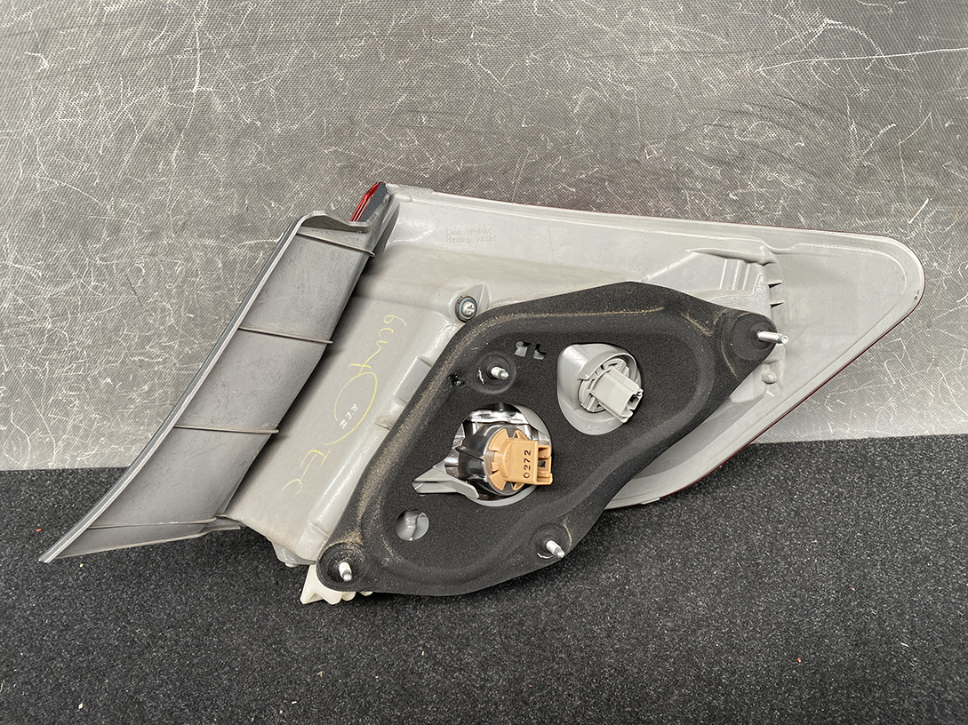 TOYOTA CAMRY AVV50 Taillight KOITO 33-143 Left Side x1 - Image 4