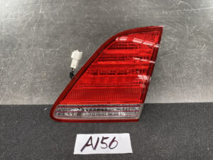 TOYOTA CROWN GRS180 GRS181 GRS182 Taillight Inner 30-304 Right Side x1