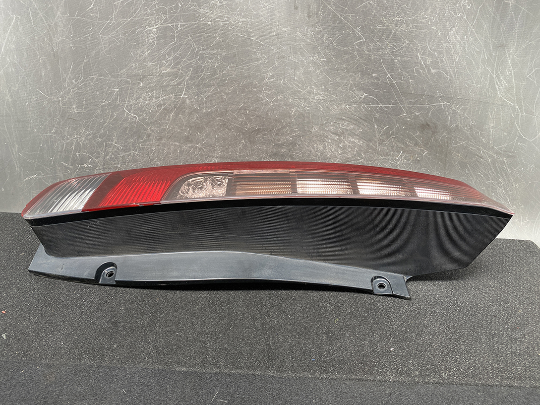 A163_5 TOYOTA VOXY NOAH ESQUIRE ZRR80 Taillight KOITO 28-231 Left Side x1 » NZ1.95 » JDM-PARTS NZ » JDM-PARTS NZ TOYOTA VOXY NOAH ESQUIRE ZRR80 Taillight KOITO 28-231 Left Side x1 » JDM-PARTS NZ