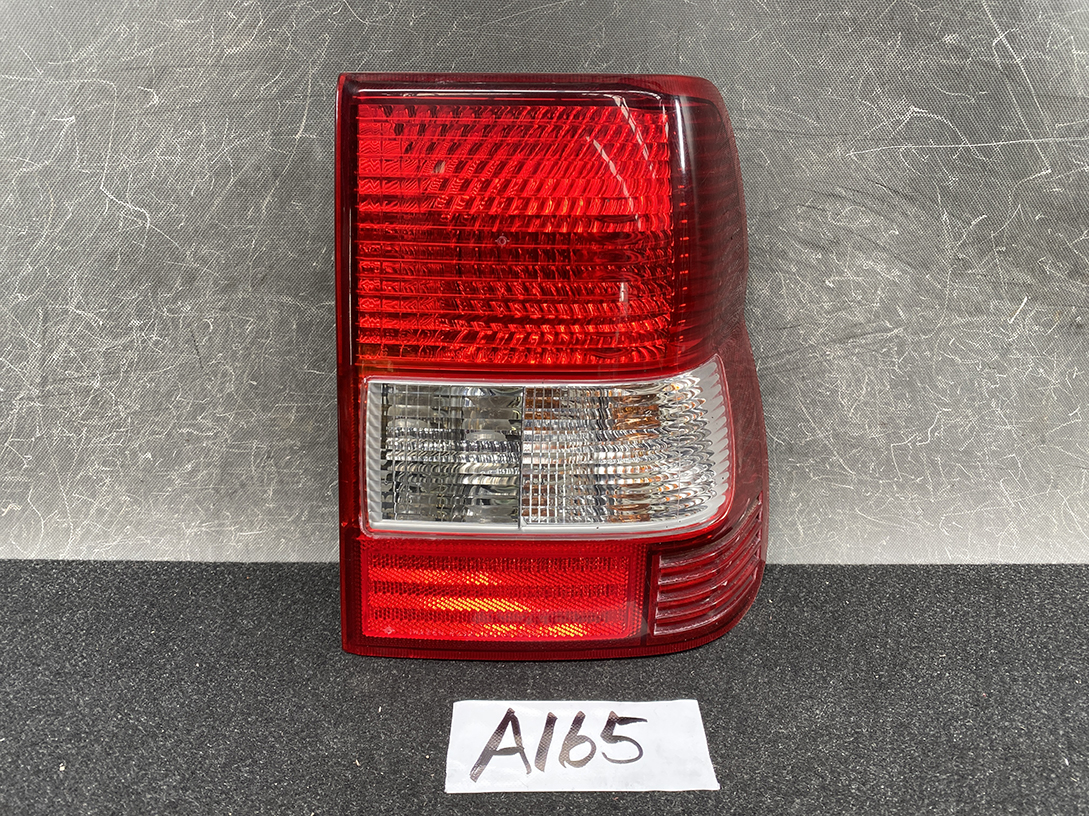 MITSUBISHI PAJERO IO TA-H77W Genuine Taillight IMASEN 1146-330 R Right Side x1