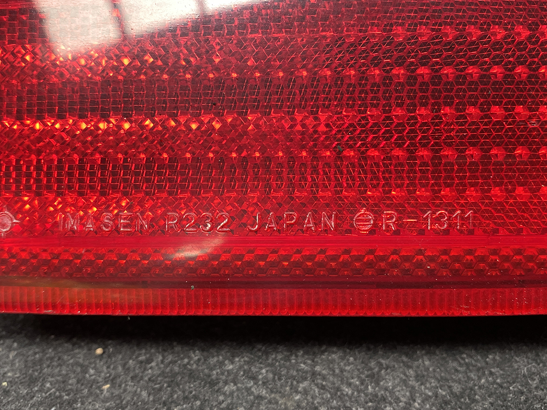 MITSUBISHI PAJERO IO TA-H77W Genuine Taillight IMASEN 1146-330 R Right Side x1 - Image 4