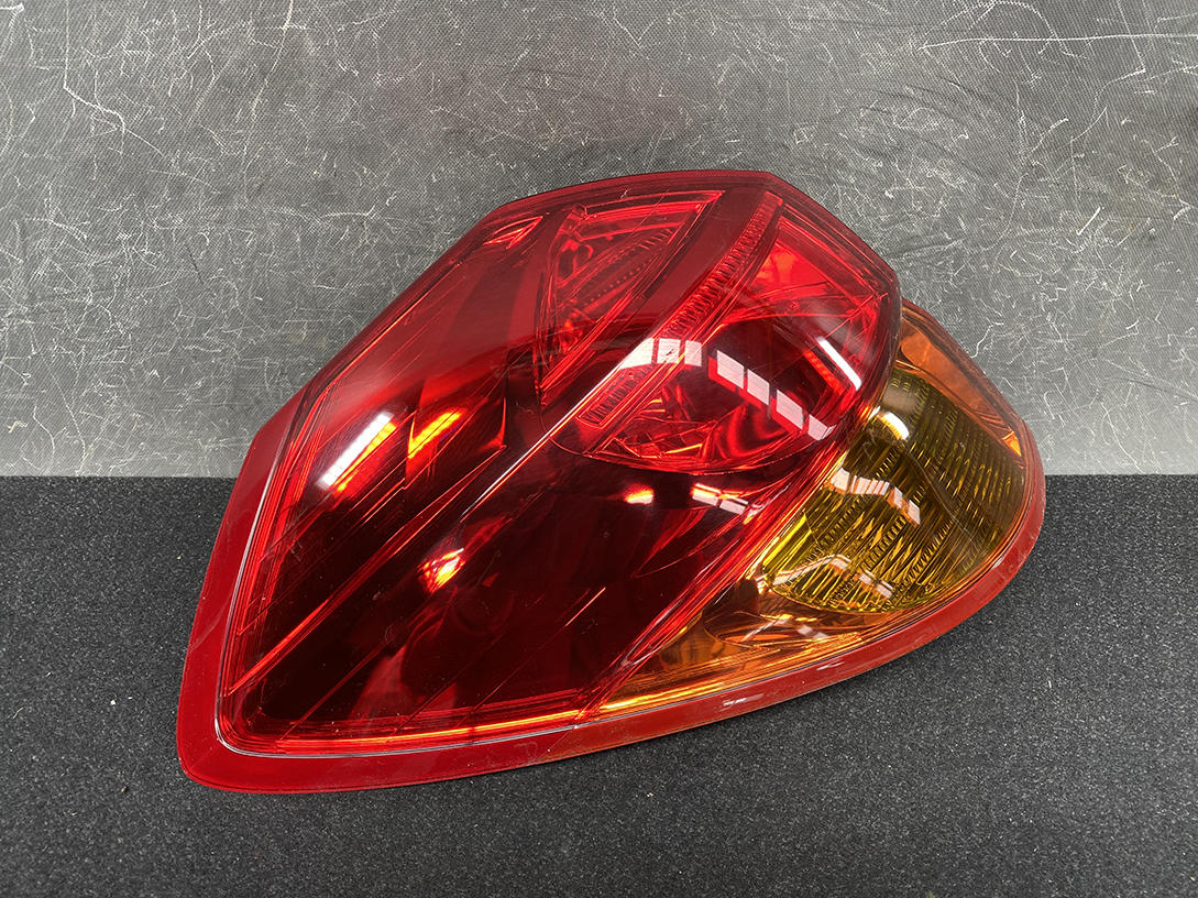 SUBARU LEGACY BP Genuine Taillight KOITO 220-20792 Left x1 - Image 2