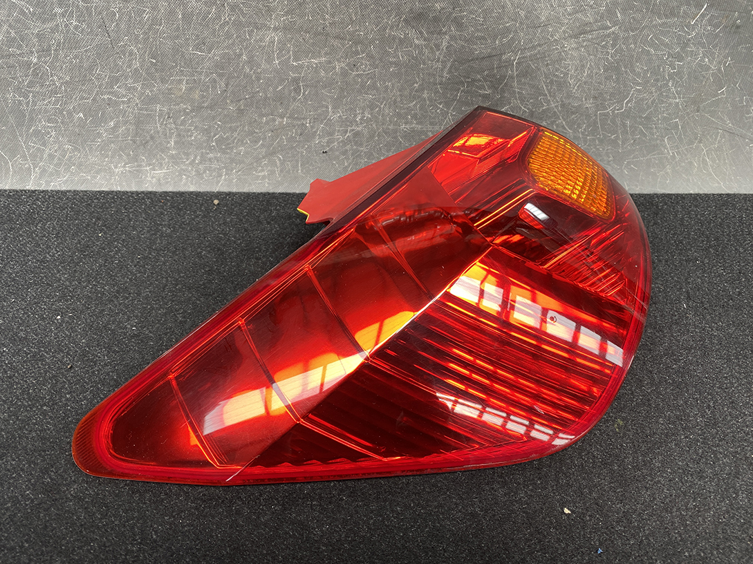 A172_4 TOYOTA CALDINA AZT241 AZT246 Taillight 21-57 LEFT Side x1 *DAMAGED* » NZ.95 » JDM-PARTS NZ » JDM-PARTS NZ TOYOTA CALDINA AZT241 AZT246 Taillight 21-57 LEFT Side x1 *DAMAGED* » JDM-PARTS NZ
