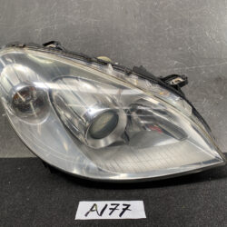 Mercedes-Benz B-Class W245 Genuine Taillight A1698202661 Right Side x1