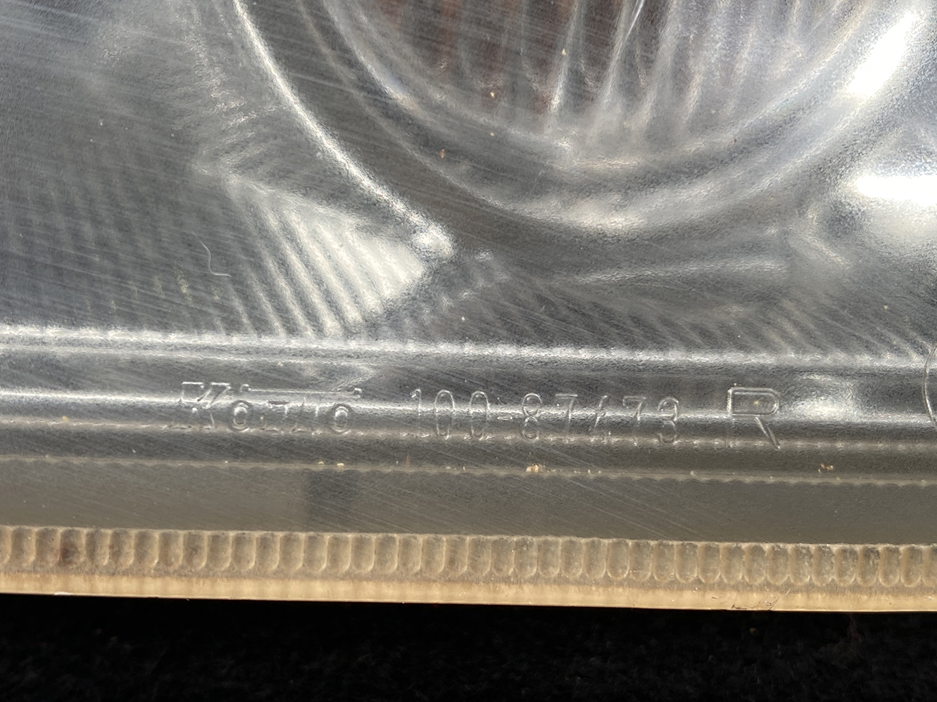 MITSUBISHI DION CR9W Headlight KOITO 100-87473 Right Side x1 - Image 5