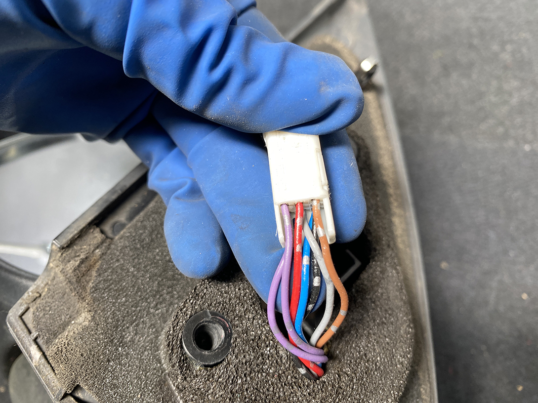 MAZDA VERISA DC5W Door Mirror 012218 012219 Left Side x1 - Image 9