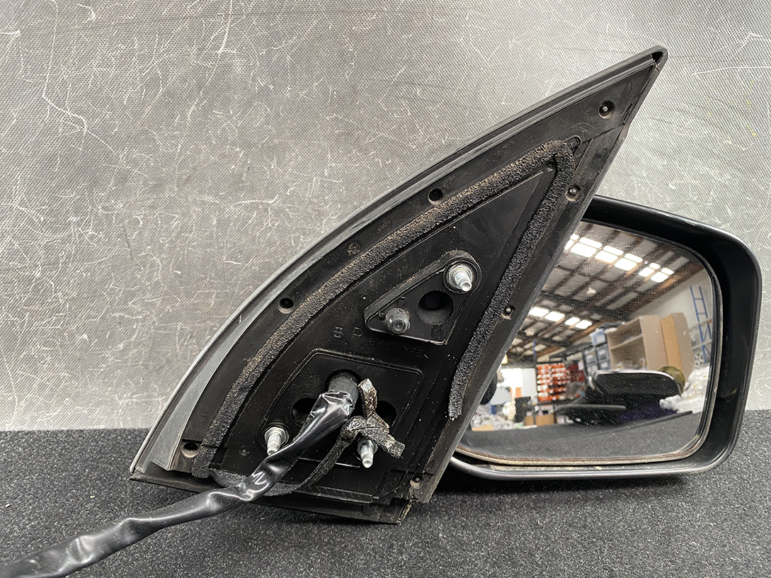 NISSAN X-TRAIL T31 Mirror Murakami 8584 8578 / 8581 Right Side x1 - Image 8