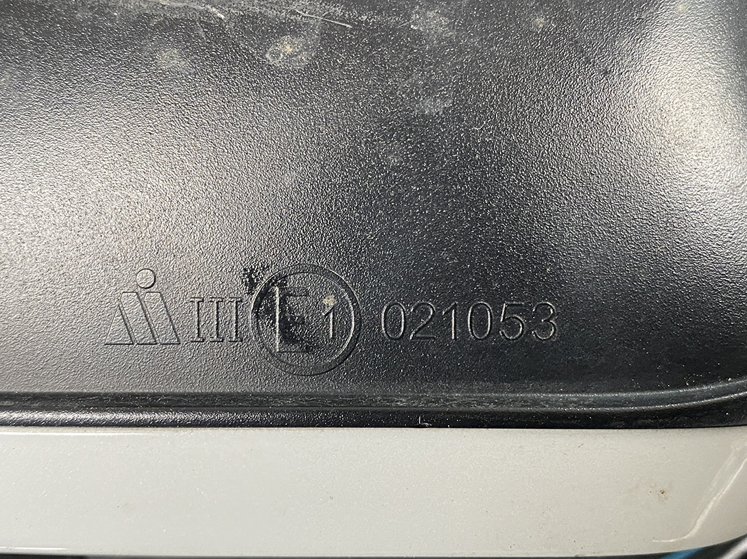 AUDI A4 B8 8K Genuine Door Mirror 021053 / 18168 Right Side x1 - Image 7