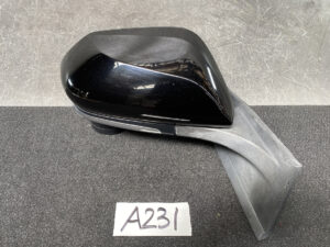 TOYOTA PRIUS ZVW50 Door Mirror MURAKAMI G775 / G771 Right Side x1