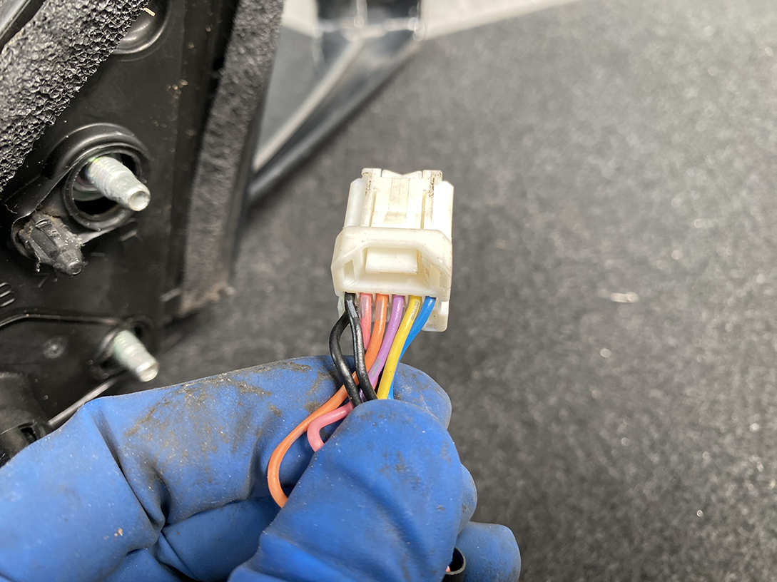 NISSAN SKYLINE V36 Mirror Murakami 8742 / 8423 Right Side x1 *DAMAGED* - Image 10