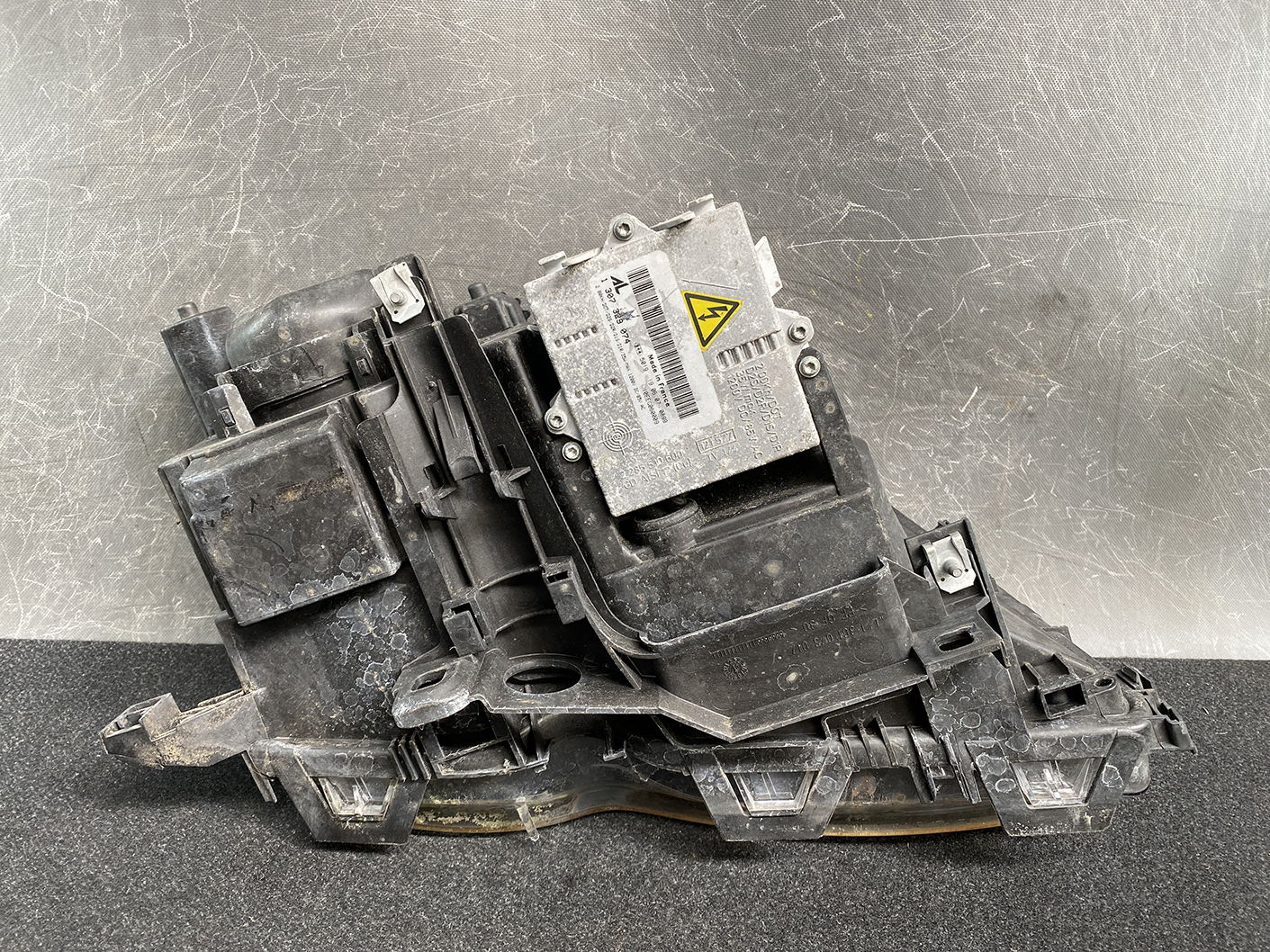 BMW 3 Series E46 Genuine HID Headlight 63217165777 Left side x1 - Image 6